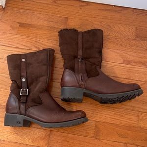 Ugg’s brown boots